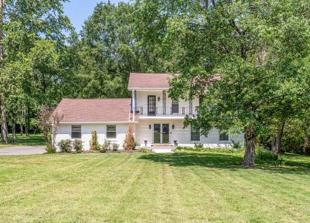 Property at 1303 General Macarthur Dr, Brentwood, TN 37027, 4 beds, 2.5 baths