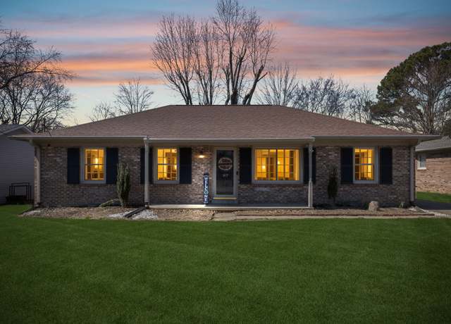 Property at 917 Springmont Dr, Hopkinsville, KY 42240, 4 beds, 2 baths