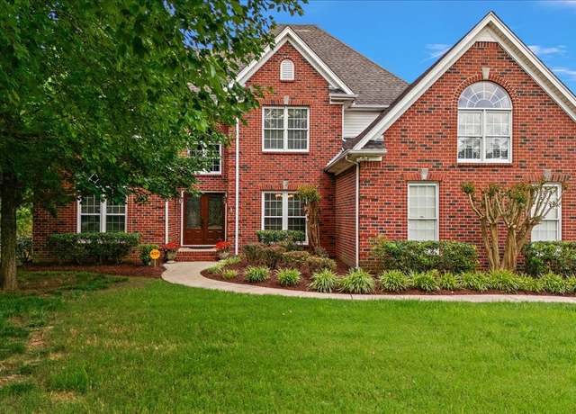 Property at 2214 Woodridge Trl, Murfreesboro, TN 37130, 4 beds, 3.5 baths