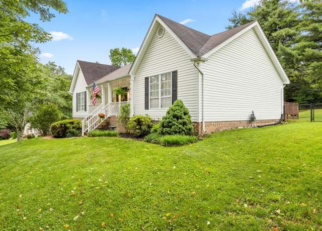 Property at 1219 Woodsage Dr, Soddy Daisy, TN 37379, 3 beds, 2 baths