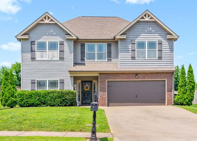 Property at 763 Sturdivant Dr, Clarksville, TN 37042, 4 beds, 2.5 baths