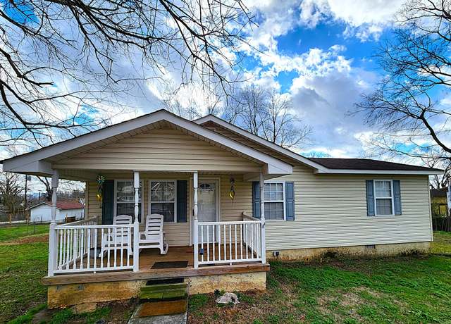 Property at 1309 Holly Ave, South Pittsburg, TN 37380, 4 beds, 1.5 baths