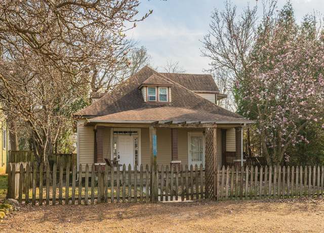 Property at 4509 Wyoming Ave, Nashville, TN 37209, 3 beds, 3 baths