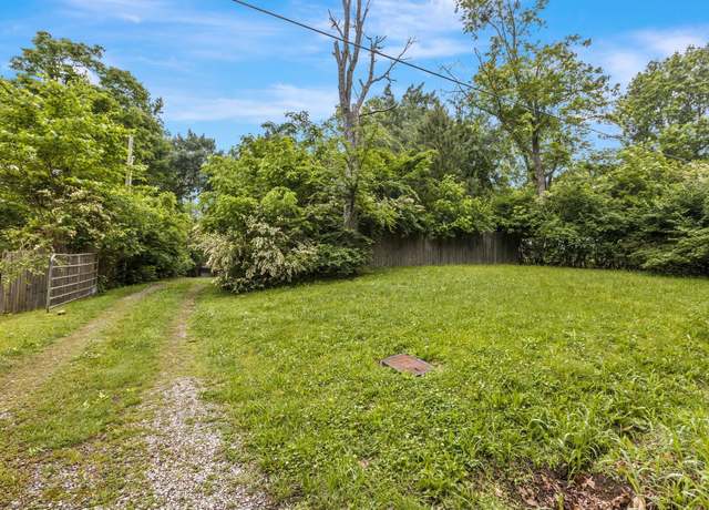 Property at 8885 Hester Beasley Rd, Nashville, TN 37221, 2 beds, 1 bath