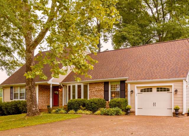 Property at 7041 Cotton Blossom Ln, Nashville, TN 37221, 3 beds, 2 baths