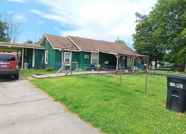 Property at 1701 Wixtown Rd, Westmoreland, TN 37186, 3 beds, 2 baths