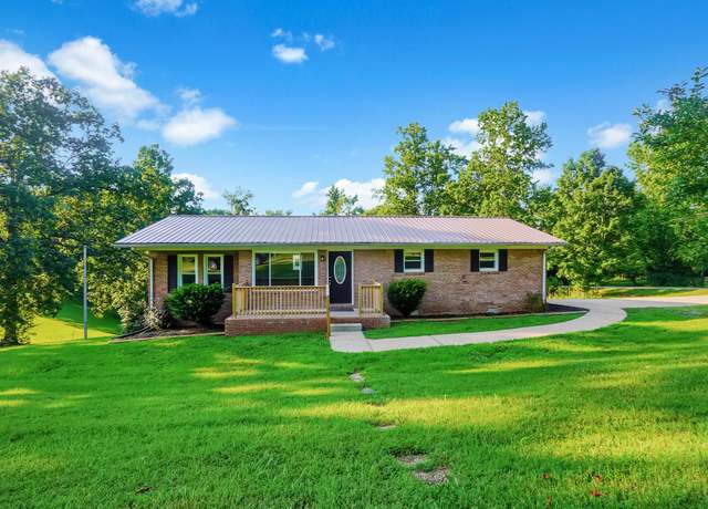 Property at 104 Bagsby Hill Ln, Dover, TN 37058, 4 beds, 2 baths