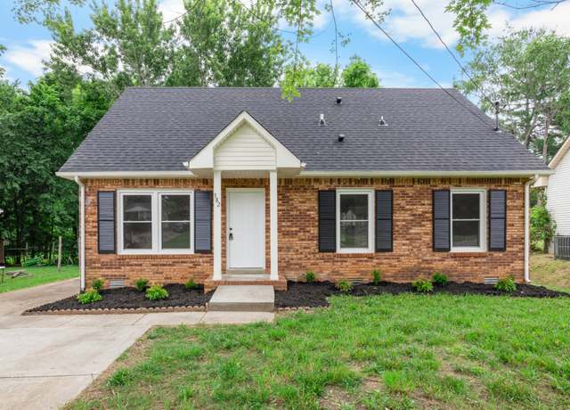 Property at 382 Louise Ln, Clarksville, TN 37042, 4 beds, 2 baths