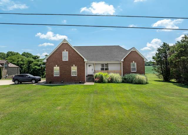 Property at 3029 Meadowview Ct, Cross Plains, TN 37049, 3 beds, 2 baths