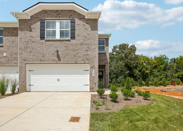 Property at 7136 Cedarcrest Ct, Fairview, TN 37062, 3 beds, 2.5 baths
