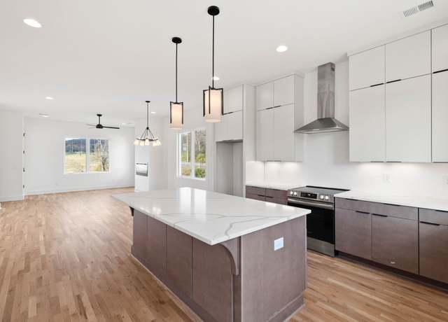 Property at 1016 W Trinity Ln #4, Nashville, TN 37218, 3 beds, 3.5 baths