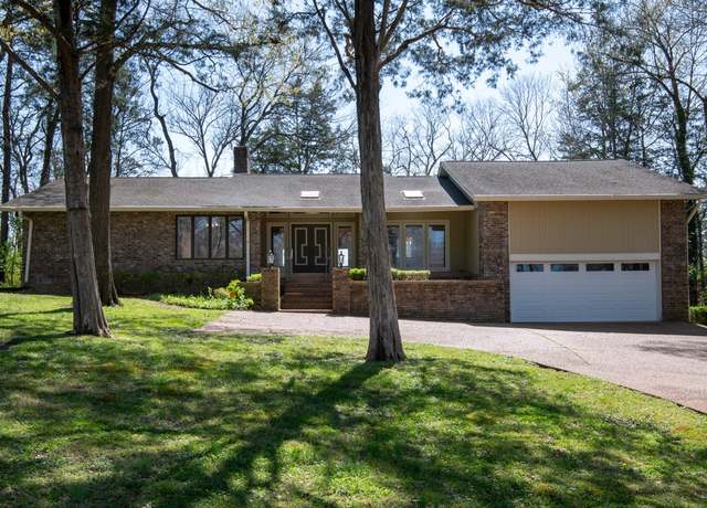 Property at 1012 Berwick Trl, Madison, TN 37115, 3 beds, 2.5 baths