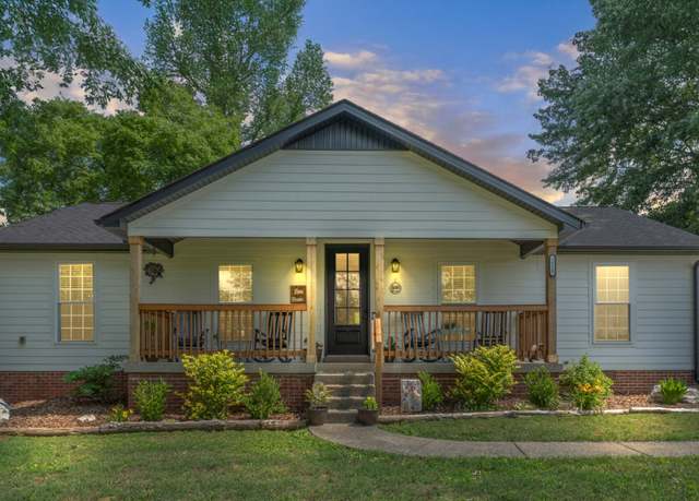 Property at 1510 Wade Brown Rd, Lewisburg, TN 37091, 4 beds, 3 baths