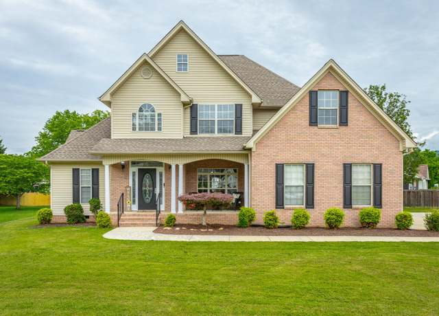 Property at 8415 Streamside Dr, Ooltewah, TN 37363, 5 beds, 3 baths