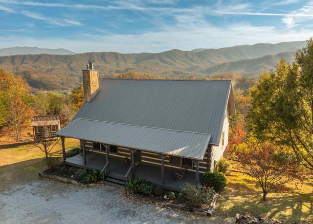 Property at 1114 Bear Paw Ridge Way, Sevierville, TN 37862, 3 beds, 3 baths