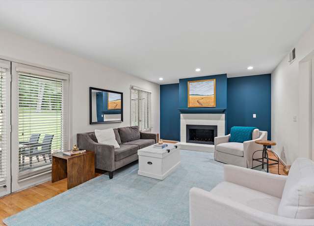 Property at 677 Harpeth Trace Dr, Nashville, TN 37221, 2 beds, 2.5 baths