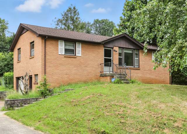 Property at 10 Fountainbleau Rd, Clarksville, TN 37042, 3 beds, 1 bath