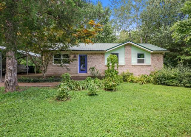 Property at 7210 White Oak Dr, Fairview, TN 37062, 2 beds, 2 baths