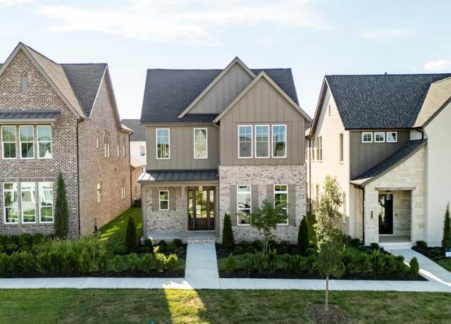 Property at 5029 Owenruth Dr, Franklin, TN 37069, 4 beds, 3.5 baths