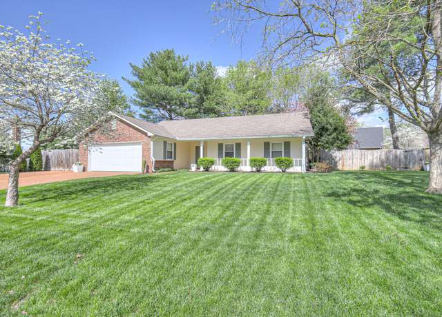 Property at 202 Crestlawn Pl, Franklin, TN 37064, 3 beds, 2 baths
