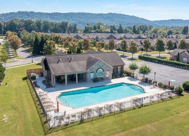 Property at 1428 Sedgefield Dr, Ooltewah, TN 37363, 2 beds, 2 baths