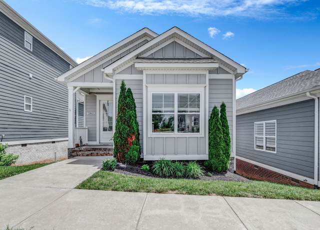 Property at 1360 Hicks Edgen Rd S, Pleasant View, TN 37146, 3 beds, 2 baths