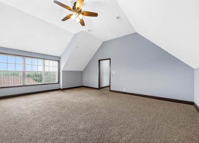 Property at 1590 Cobra Ln, Clarksville, TN 37042, 4 beds, 3 baths