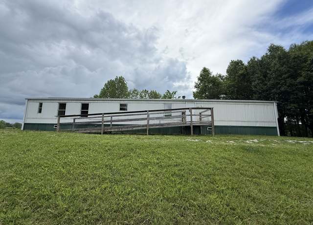 Property at 4154 Unionhill Moss Rd, Moss, TN 38575, 3 beds, 2 baths
