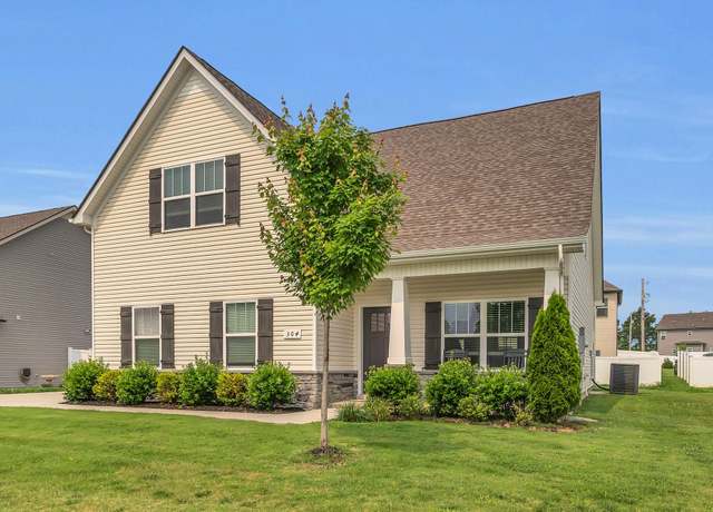 Property at 304 Durum St, Shelbyville, TN 37160, 3 beds, 1.5 baths