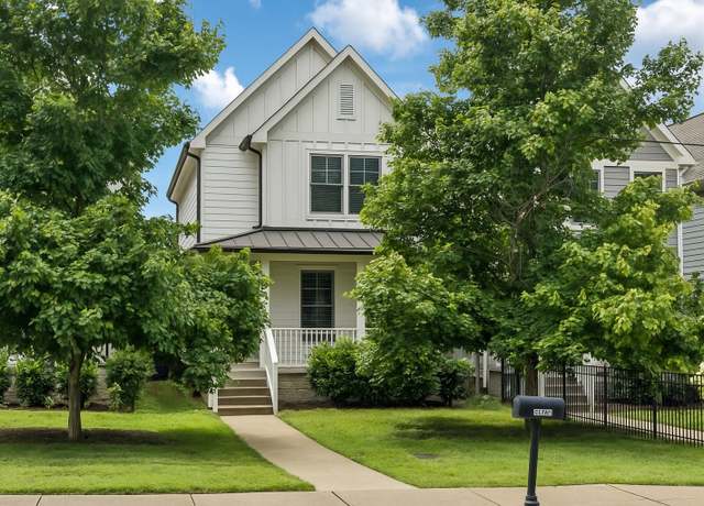 Property at 5607B California Ave, Nashville, TN 37209, 3 beds, 3 baths