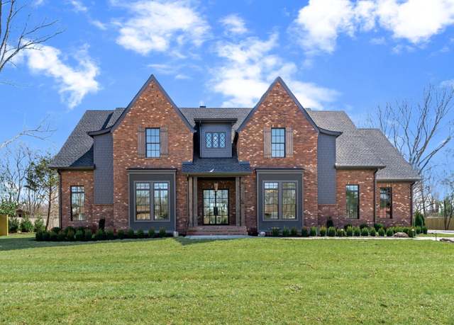 Property at 520 Mansion Dr, Brentwood, TN 37027, 6 beds, 7 baths