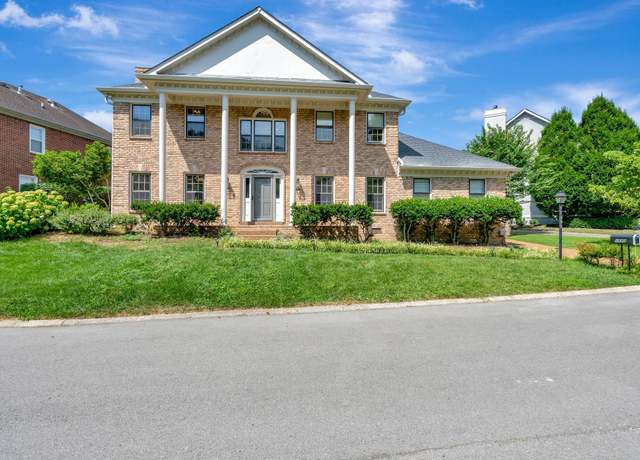 Property at 105 Belle Glen Dr, Nashville, TN 37221, 3 beds, 2.5 baths