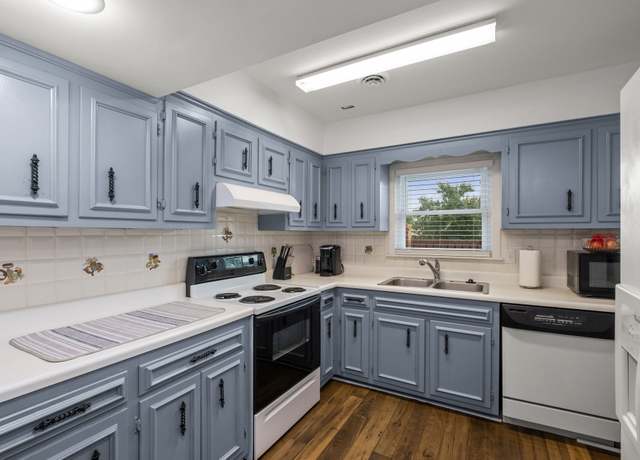 Property at 1004 Heritage Dr, Madison, TN 37115, 3 beds, 2 baths