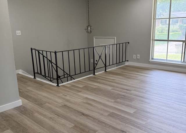 Property at 1919 Louanne Dr, Nashville, TN 37217, 4 beds, 2 baths