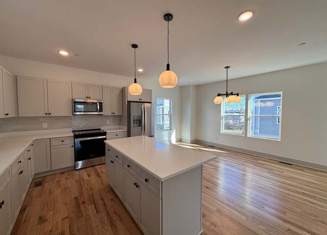 Property at 222 Old Amqui Rd #3, Madison, TN 37115, 4 beds, 3.5 baths