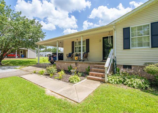 Property at 214 Edgewood Dr, Adamsville, TN 38310, 3 beds, 2 baths