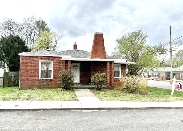 Property at 511 W 16th St, Hopkinsville, KY 42240, 3 beds, 1 bath