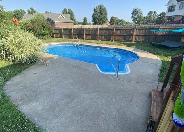 Property at 4273 Trenton Rd, Clarksville, TN 37040, 4 beds, 3.5 baths