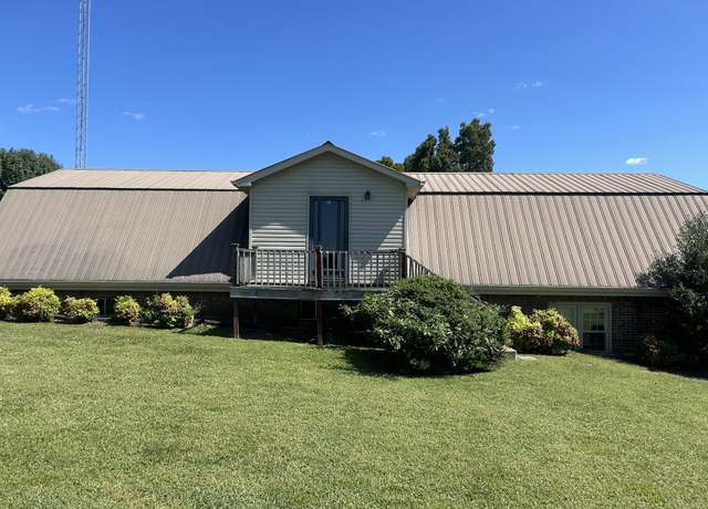 Property at 236 Beartown Rd, Loretto, TN 38469, 3 beds, 2 baths