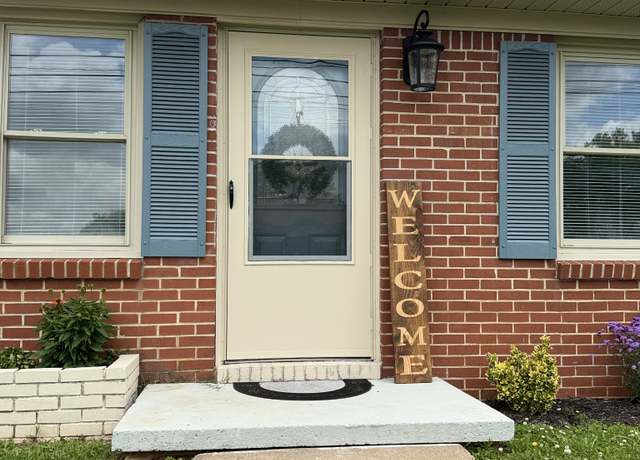 Property at 218 Cherry Ln, Mcminnville, TN 37110, 3 beds, 1.5 baths