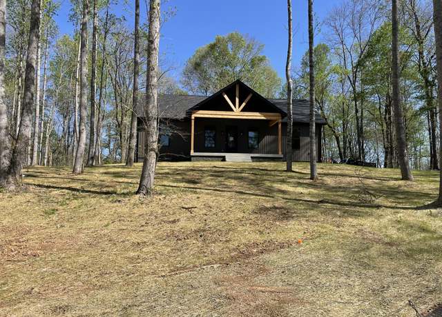 Property at 144 Hasty Dr, Lynchburg, TN 37352, 3 beds, 2 baths