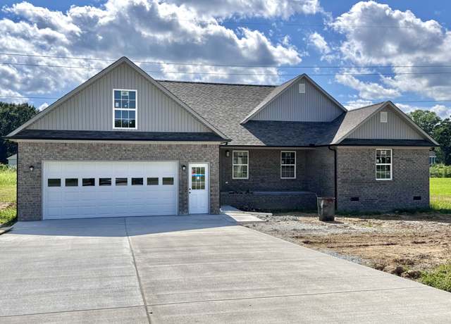 Property at 132 Sundance Dr, Lawrenceburg, TN 38464, 3 beds, 2 baths