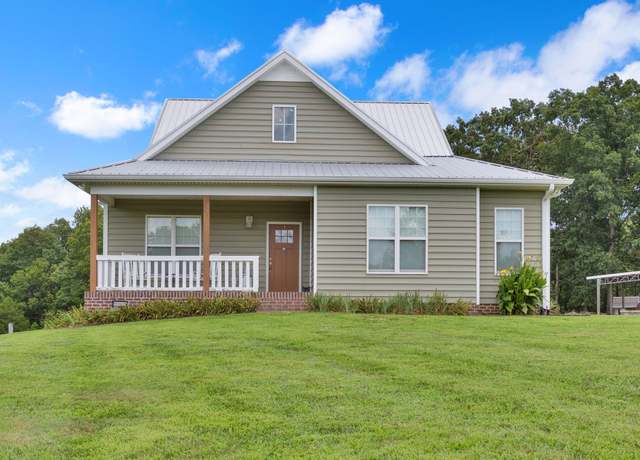Property at 828 Wills Rd, Dickson, TN 37055, 3 beds, 2 baths