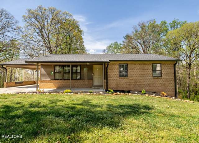 Property at 1911 Highland Rd, Maryville, TN 37801, 3 beds, 1.5 baths
