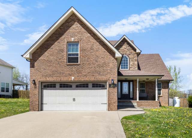 Property at 2852 Brewster Dr, Clarksville, TN 37042, 5 beds, 2.5 baths