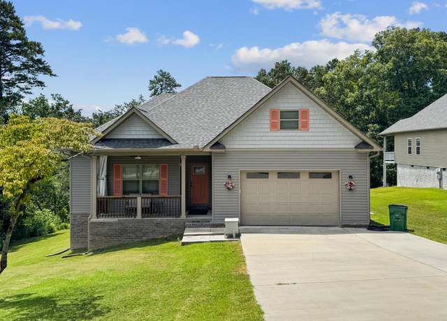 Property at 309 Autumn Ave, Rossville, GA 30741, 3 beds, 2 baths