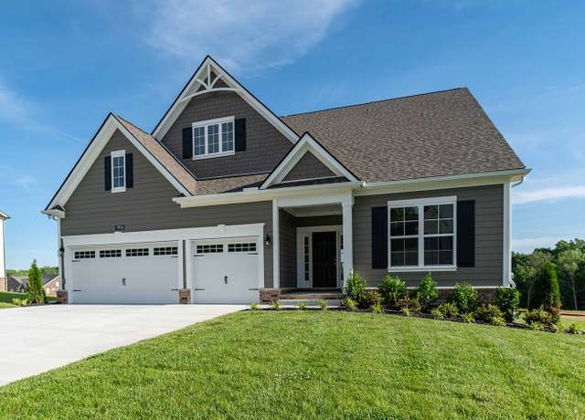 Property at 7934 Pine St, Fairview, TN 37062, 5 beds, 4 baths