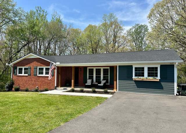 Property at 1493 Highway 100, Centerville, TN 37033, 4 beds, 3 baths