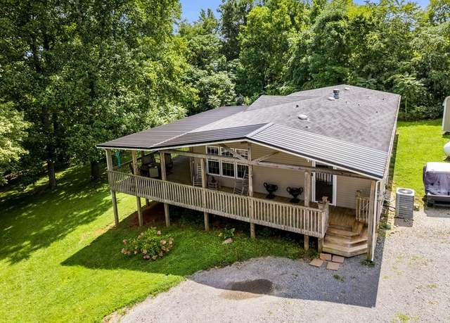 Property at 6826 Smithville Hwy, Silver Point, TN 38582, 3 beds, 2 baths