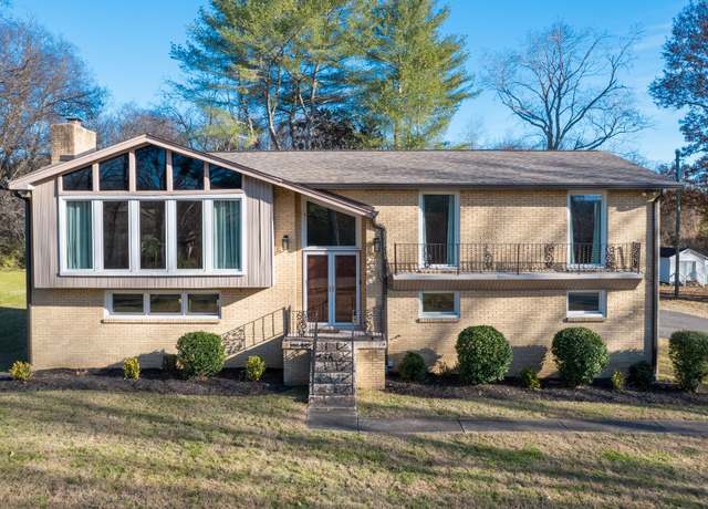 Property at 4806 Drakes Branch Rd, Nashville, TN 37218, 4 beds, 2.5 baths